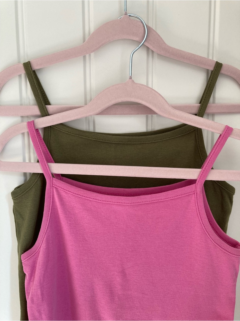 ☀️ 3 for $15 ☀️ 2 x Kids 100% Cotton Tank Tops | M (7-8)